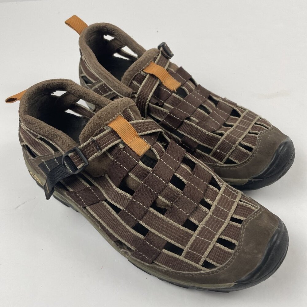 Chaco Paradox Hiking Water Shoes Women’s 7 Chocolate Sandal Closed Toe
